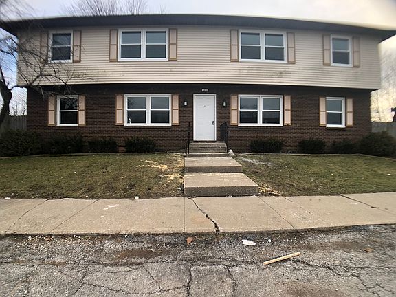 5th image of 5831 Creekview Ct W #1