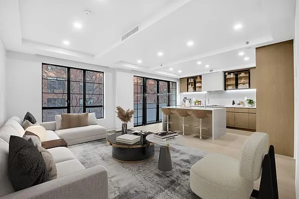 Rented by Compass | media 23