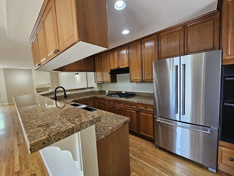 2 Garfield St #A — Photo 5