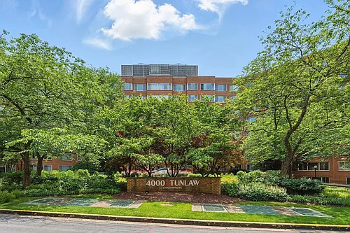 4000 Tunlaw Rd NW Photo 1