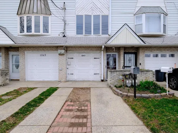 1047 Father Capodanno Blvd, Staten Island, NY 10306