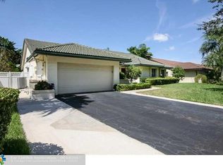 9307 NW 18th St, Plantation, FL 33322