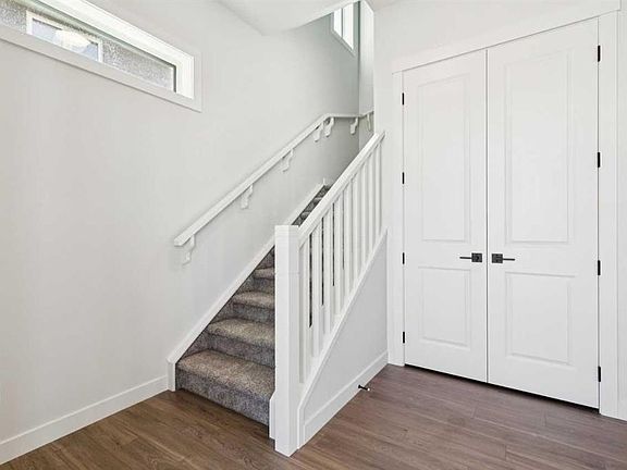 4th image of 191 NW Harmony Cir