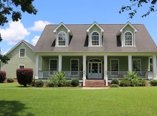 12 N Hill Dr W, Carriere, MS 39426