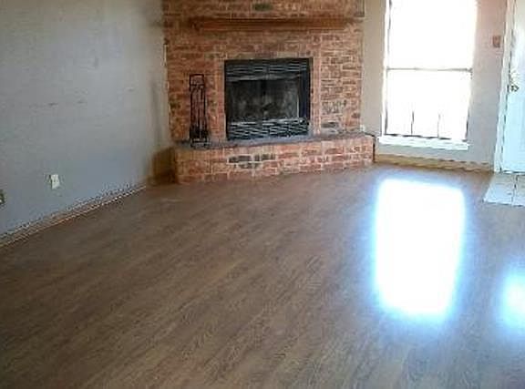 2nd image of 302 Meadow Dr