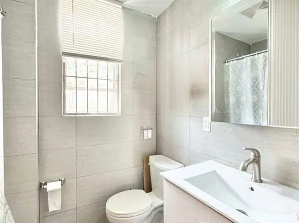 48-09 69th Street image 5 of 7