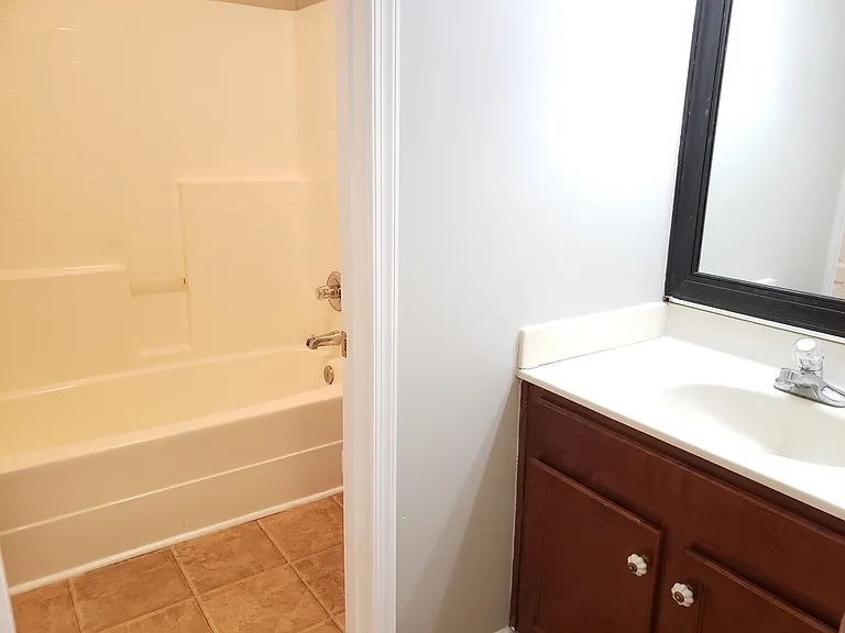 851 Norview Ave #206 — Photo 32