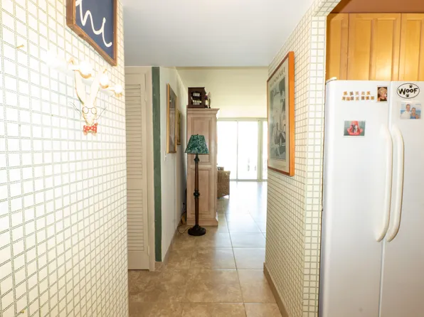 3540 S Ocean Boulevard Unit 207, South Palm Beach, FL 33480