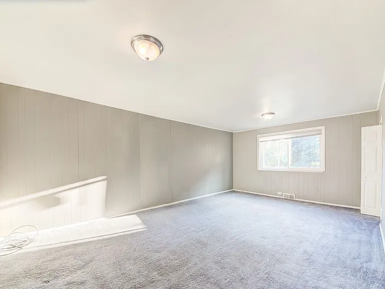 311 Boggs Ave — Photo 11