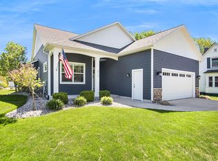 312 N Park St, Spring Lake, MI 49456