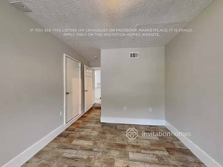 4358 Bridle Path Ct — Photo 10