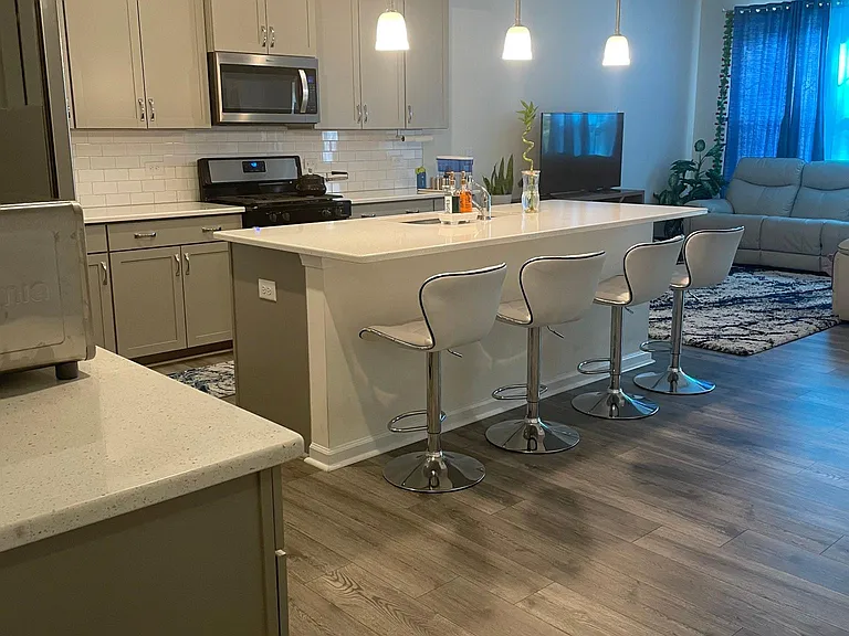 1249 Grenshaw Dr — Photo 13