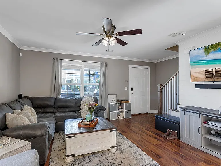13 Judy St — Photo 2