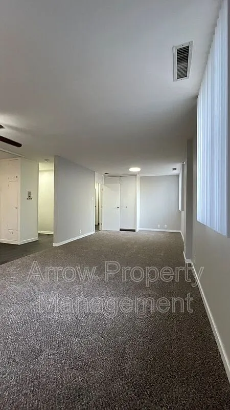 2 bed, 1.0 bath, 828 sqft, $890 — Photo 4