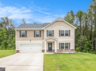210 Jenny Ct, Grantville, GA 30220