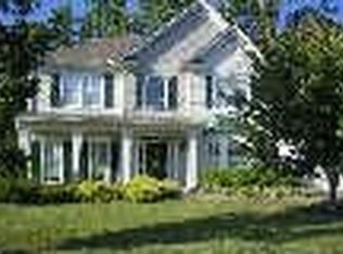 752 Parkside Dr, Woodstock, GA 30188
