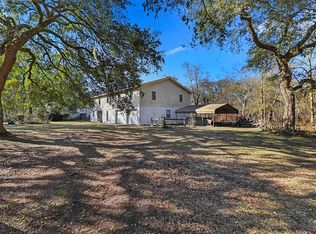 61 River Rest Ln, Round O, SC 29474