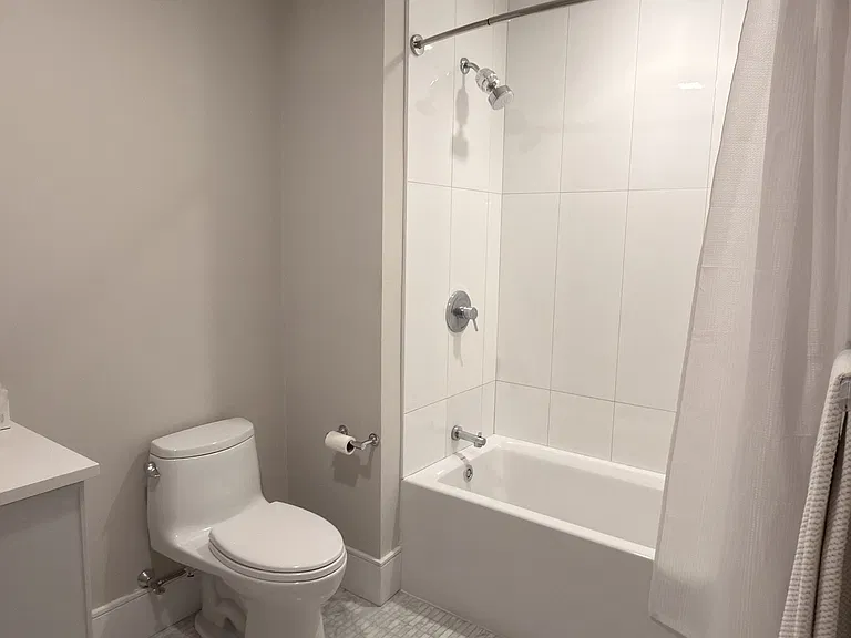 214 Market St #301 — Photo 13