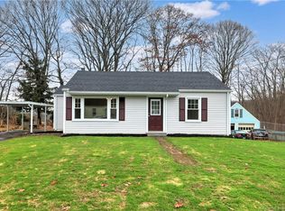 13 Green Glen Ter, East Haven, CT 06512
