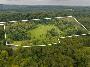 521 McClelland Rd, Finleyville, PA 15332