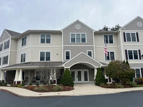 7 Crescent Way Unit 311, Sturbridge, MA 01518