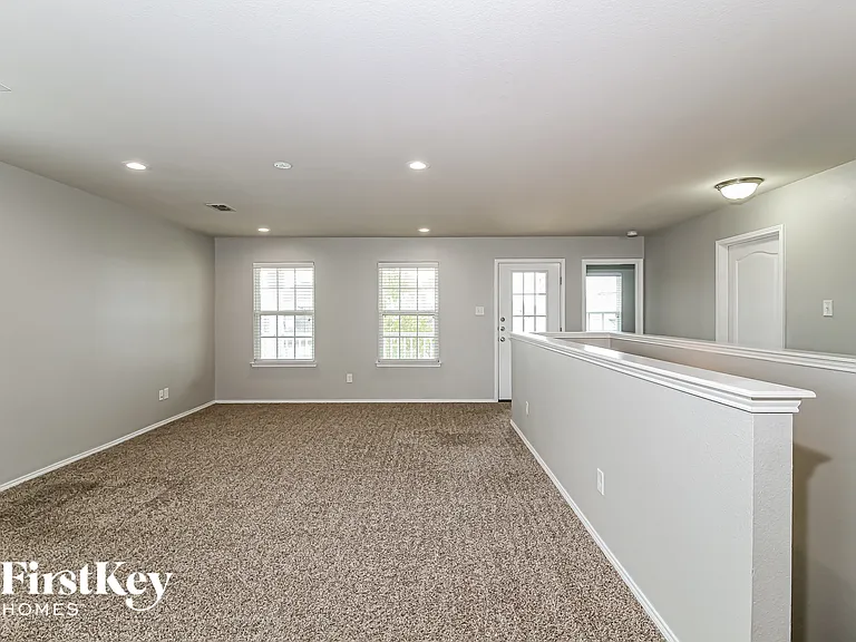 2209 Windsor Farms Dr — Photo 9