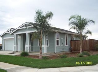 2403 N Creekside Dr, Los Banos, CA 93635