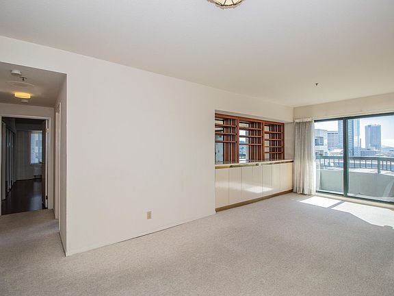 5th image of 601 Van Ness Ave APT 925