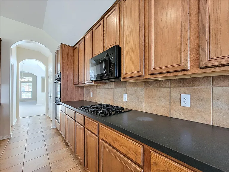 25219 Piney Heights Ln — Photo 10