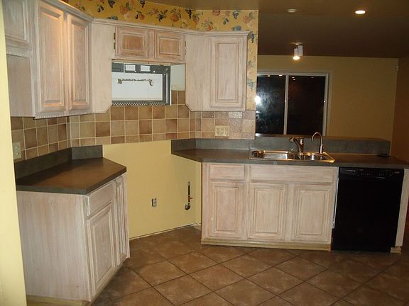 4th image of 2904 Columbine Cir