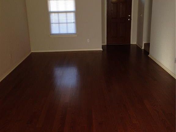 5th image of 3003 SW Deerfield Blvd