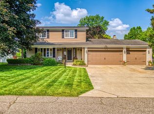 38355 John P St, Clinton Township, MI