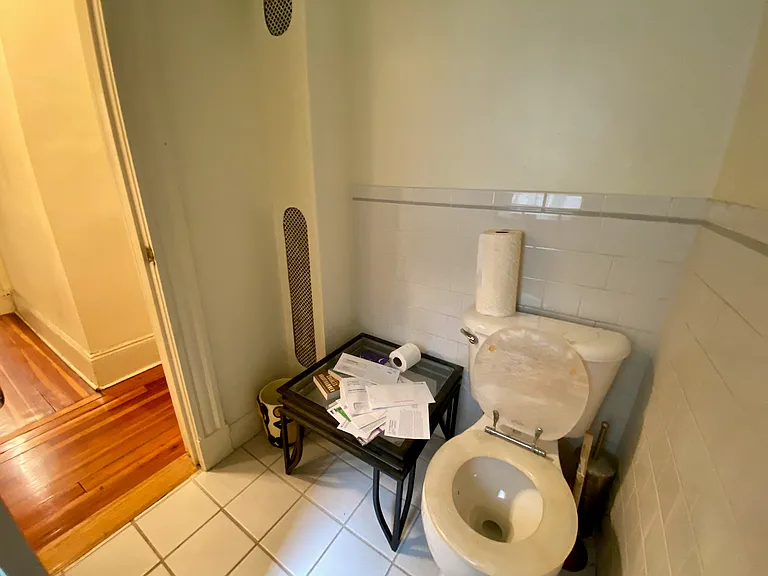 55 Queensberry St #4 — Photo 13