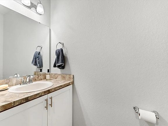2nd image of 1034 Grantham Dr #1