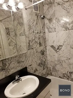 Rented by Bond New York | media 7