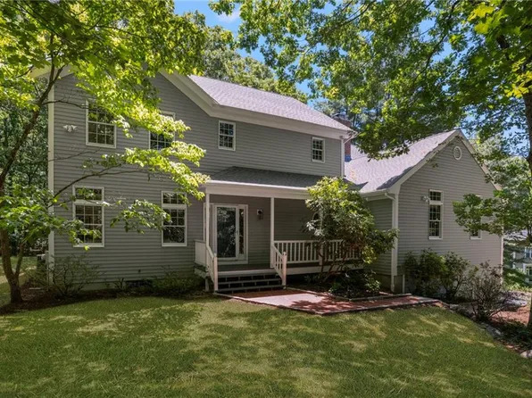 4 Stonecarry Way, East Greenwich, RI 02818