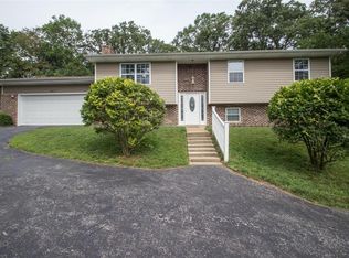 2417 Hillsboro Valley Park Rd, High Ridge, MO 63049