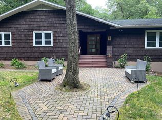 2 Fern Ln, Dune Acres, IN 46304