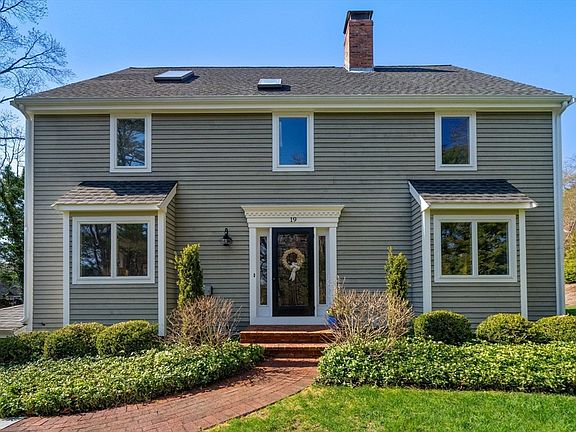 2nd image of 19 Saltmeadow Ln