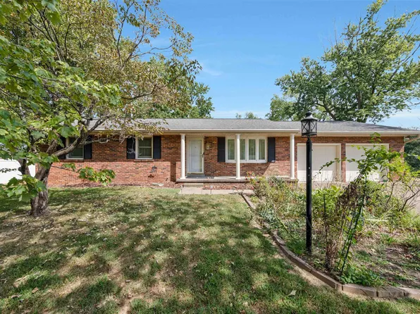 724 Agathon Dr, Evansville, IN 47712