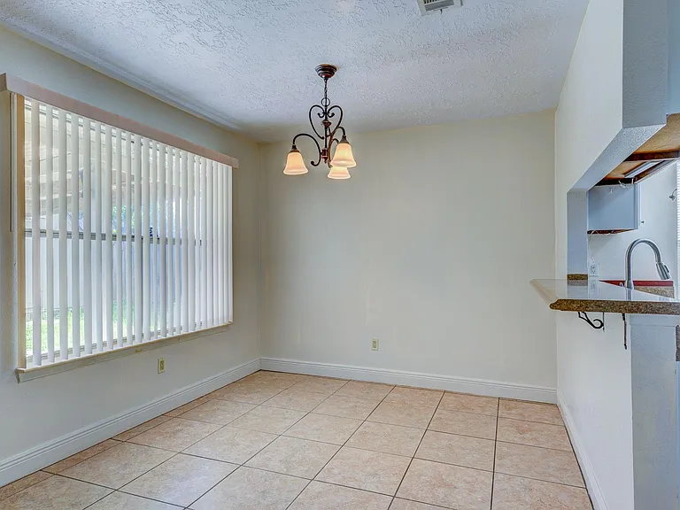 9742 Charmont Rd — Photo 10