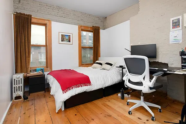 Rented by Douglas Elliman | media 6