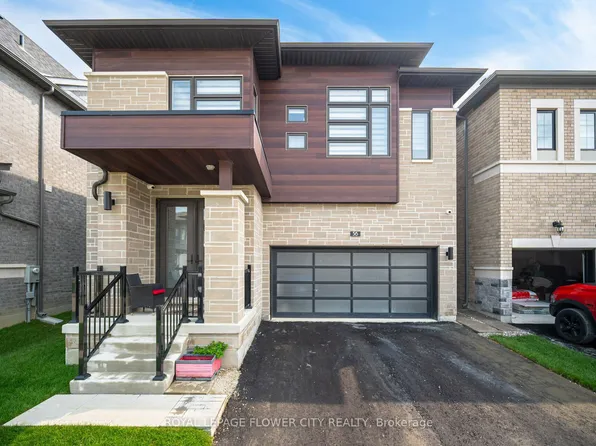 36 Icon St S, Brampton, ON L6R 4G1