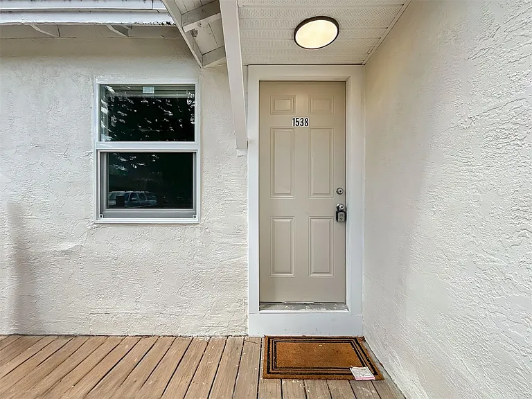 1538 S Martin Luther King Jr Ave — Photo 4