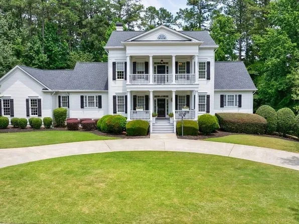 270 Tarragon Dr, Fayetteville, GA 30215