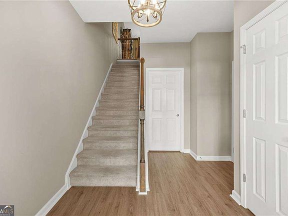 5th image of 3395 Deer Valley Dr