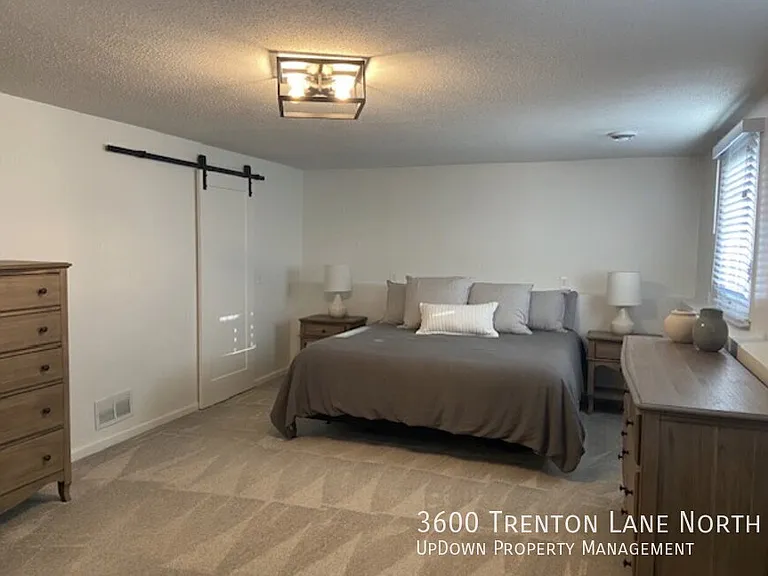 3600 Trenton Ln N — Photo 18