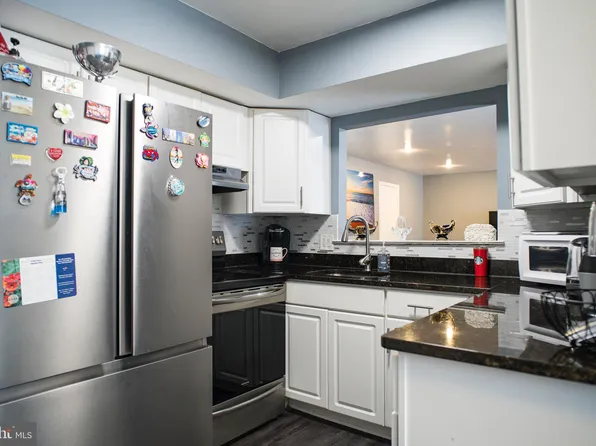 8010 Valley Manor Rd APT 3C, Owings Mills, MD 21117