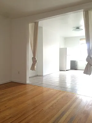 Rented by Realty Collective | media 29