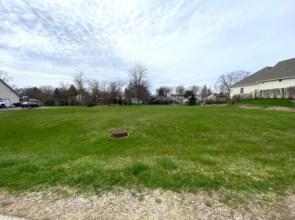 314 Abbey Ln, Antioch, IL 60002